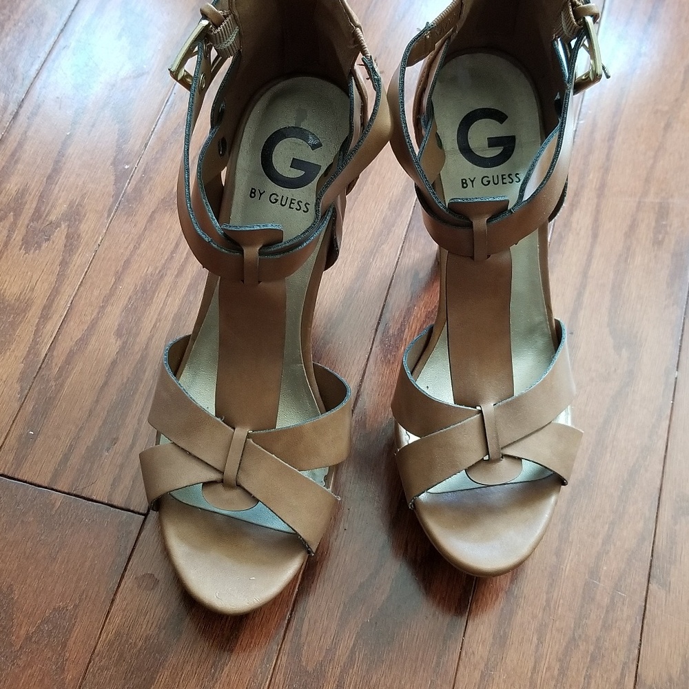 Tan Guess Pumps